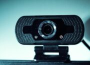 5 Tanda Hacker Sedang Mengintai Kamu melalui Webcam Komputer