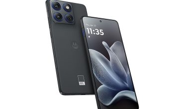 harga motorola moto x70 air