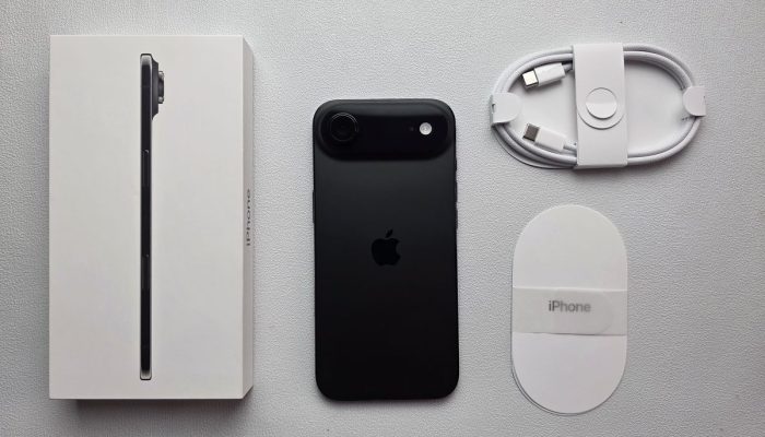 Unboxing iPhone Air: Super Enteng tapi Tetap Nyaman Digenggam